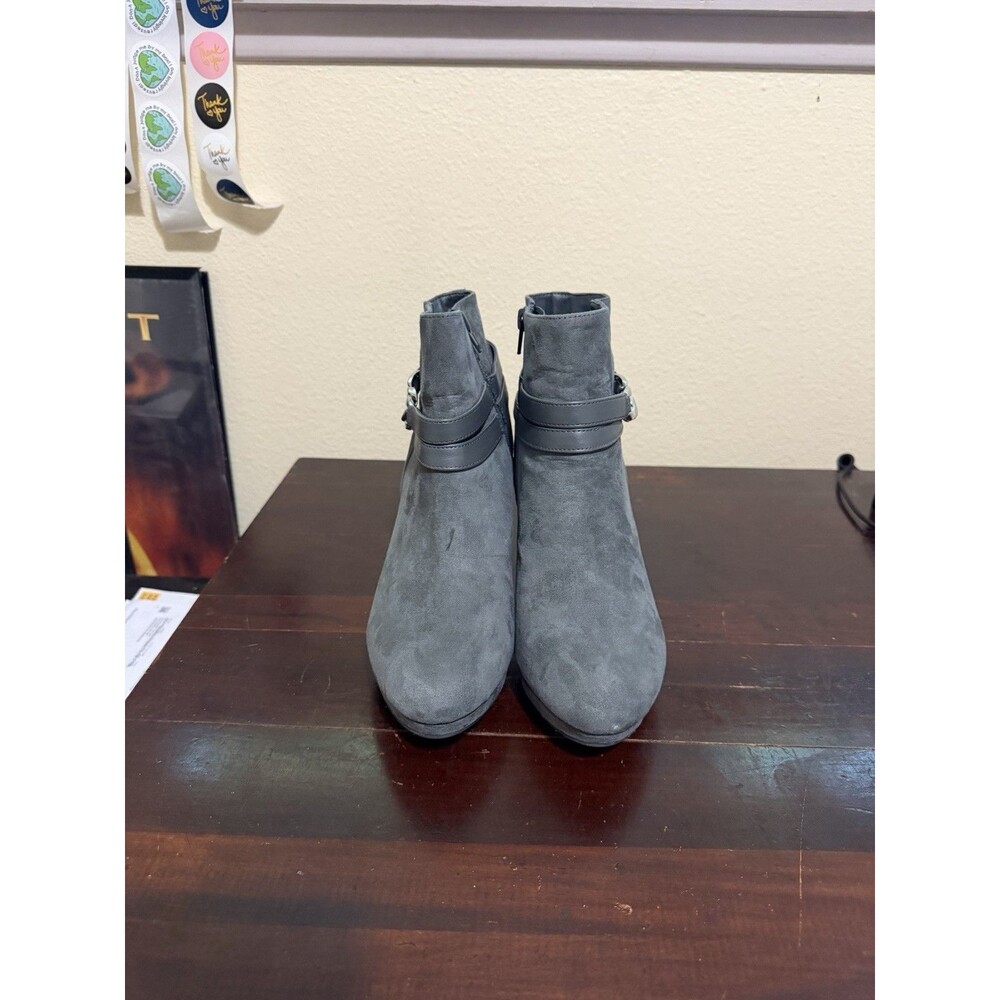 Womenโs Covington High Heel Ankle Bots Size 10 Gray Side Zipper